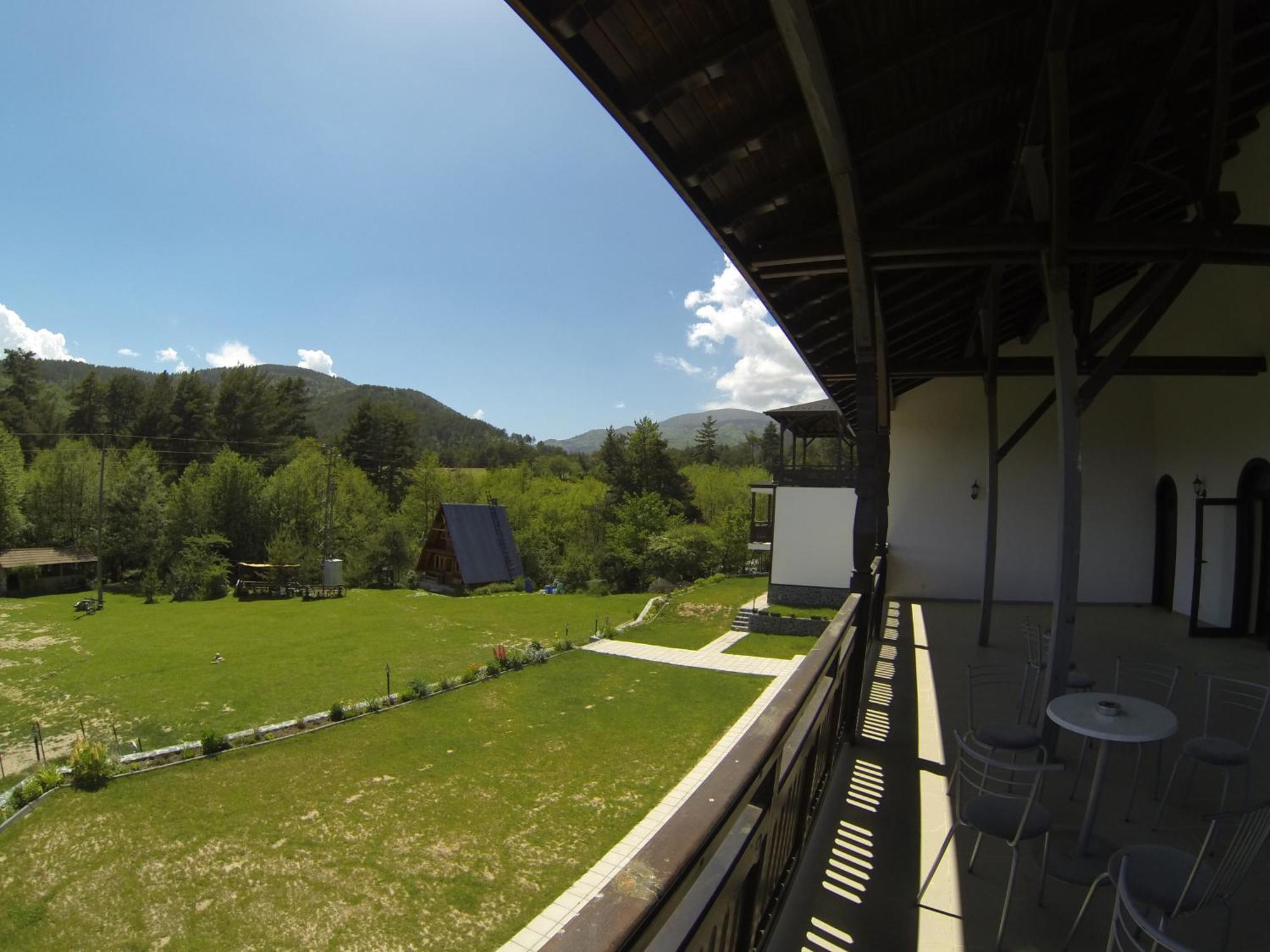 Rusaliite Adventure House バチェヴォ エクステリア 写真